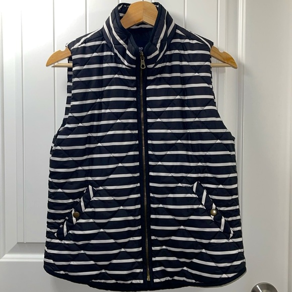 Gap Quilted Puffer Vest Navy Blue White Striped with  Pockets Women's - Picture 1 of 3